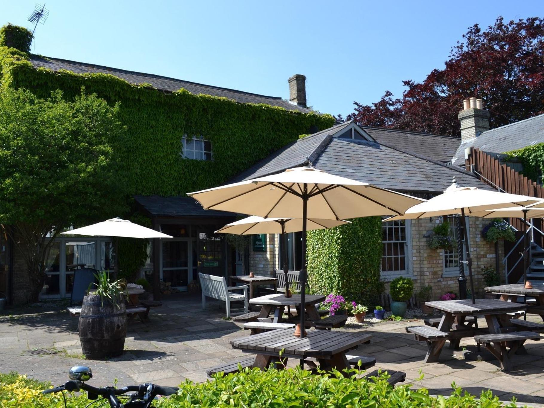 The White Hart Country Inn Fulbourn Ngoại thất bức ảnh