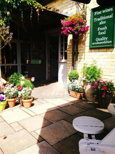 The White Hart Country Inn Fulbourn Ngoại thất bức ảnh
